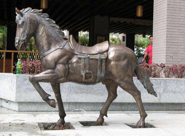 如何選擇河南銅雕塑(圖1) 如何選擇河南銅雕塑